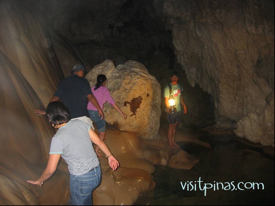 Caves and Rice Terraces in the Sagada Trip