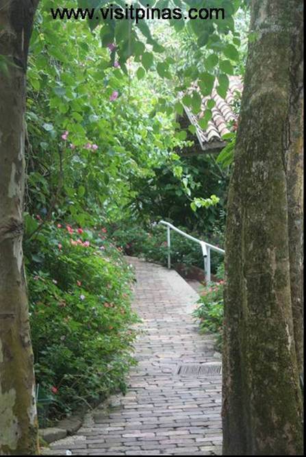 Sonya’s Garden Restaurant & Country Bed and Breakfast