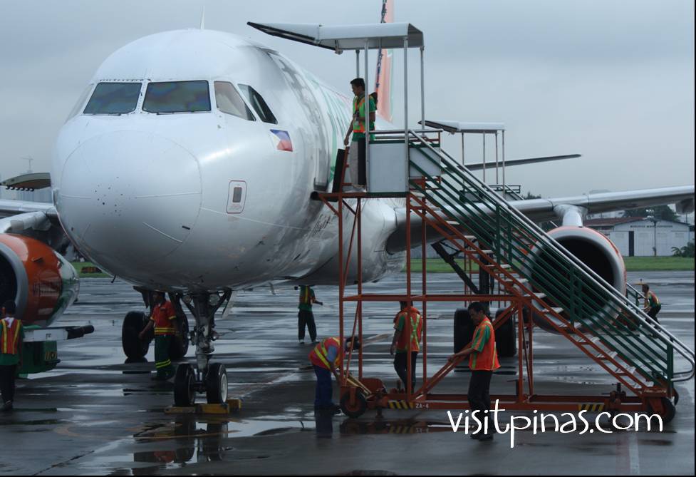 Zest Air plane at Manila Domestic Terminal Terminal