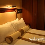 Bed at Discovery Suites, Ortigas Center