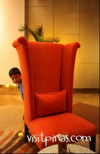 Lobby chair at Discovery Suites, Ortigas Center, Pasig City
