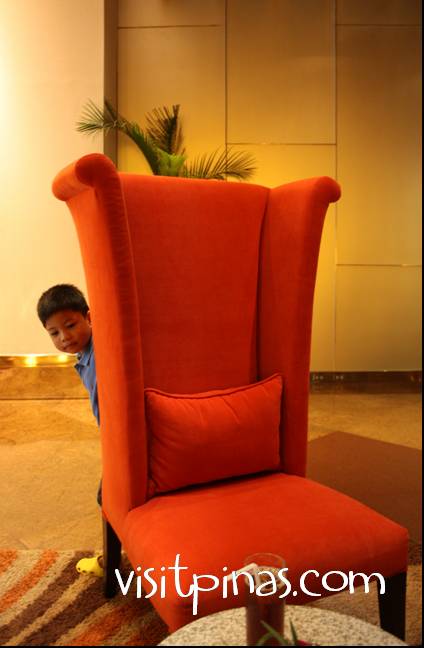 Lobby chair at Discovery Suites, Ortigas Center, Pasig City