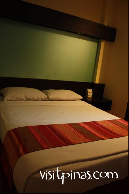Microtel Inns & Suites (Sto. Tomas, Batangas)