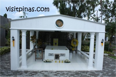 Simple mausoleum of Cory and Ninoy Aquino