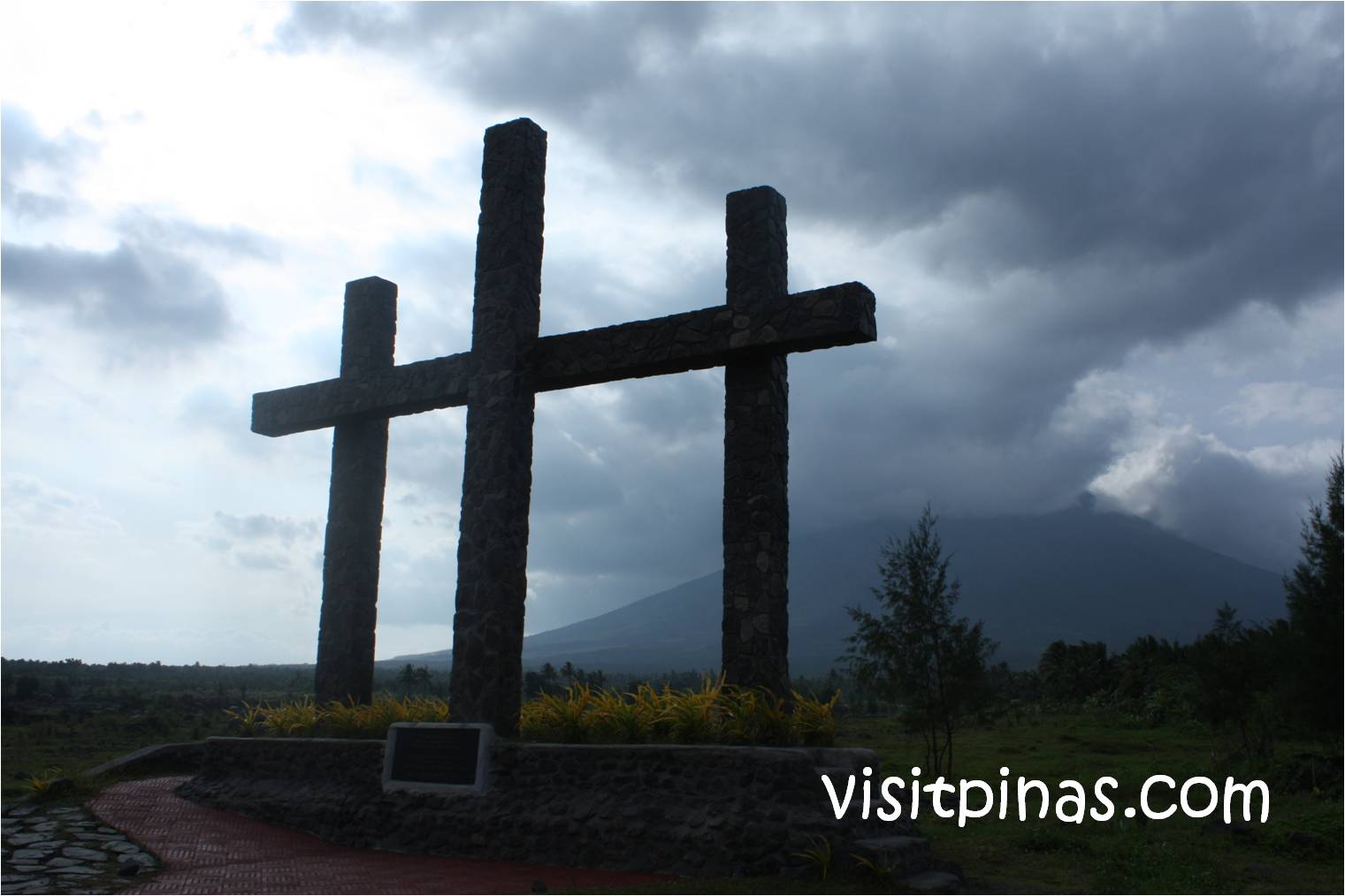 Typhoon Reming Memorial Shrine (Padang, Legaspi)