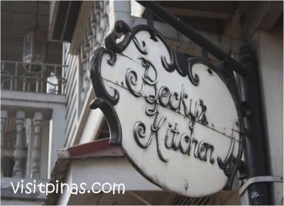 Old-style Becky's Kitchen signage