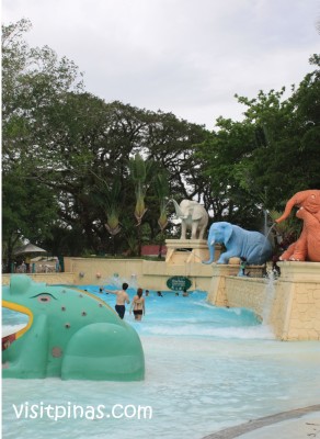 Wave Pool at Fontana, Clark