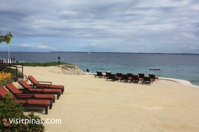 Beach at Crimson Resort and Spa (Mactan, Cebu)