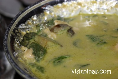 Chicken Green Curry (Kaeng Kiew Wan Kai) at Basil