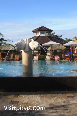 Fish and Swimming Pool at Crimson Resort and Spa (Mactan, Cebu)