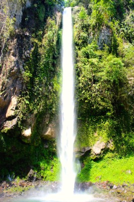 Katibawasan Falls, Camiguin