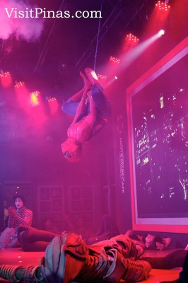 Spiderman defeating the bad guys at Movie Stars Cafe