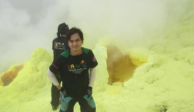 Photo of the Day: Sulfur Soap, Anyone?