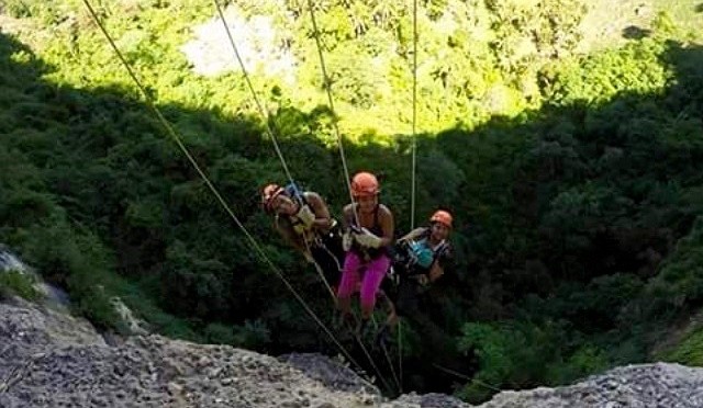 Photo of the Day: Go Rappel