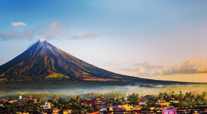 Mayon the Sexy Volcano: Photo of the Day