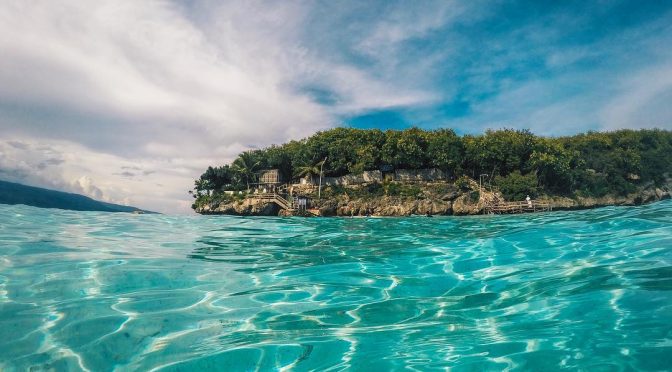 Shades of White and Aquamarine at Sumilon Island (Oslob, Cebu): Photo of the Day